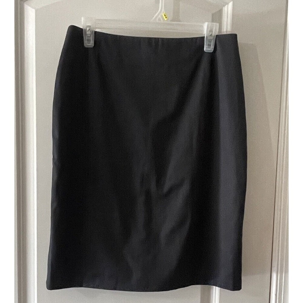Akris Punto Women’s Size 8 Black A Line Skirt Straight Skirt With Rear Pleat